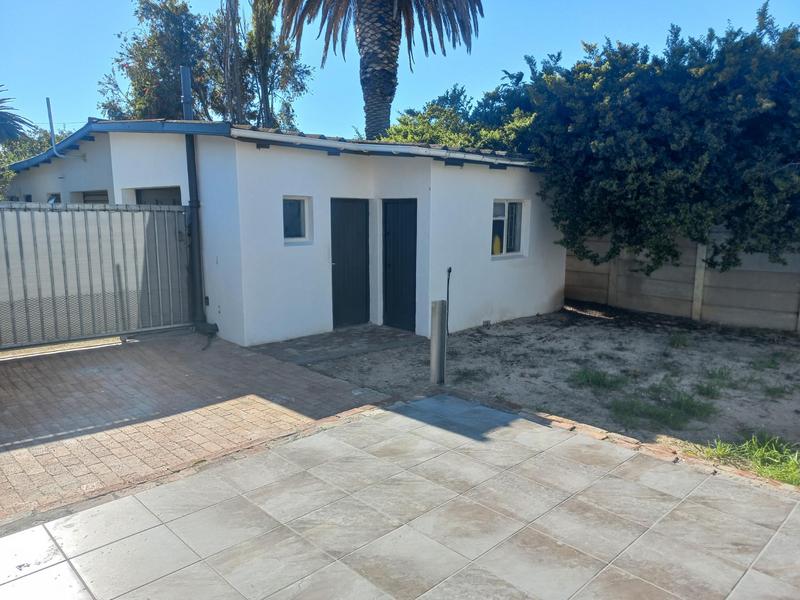 To Let 3 Bedroom Property for Rent in Strand North Western Cape